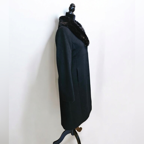 Wool Trench Coat With Faux Fur Collar Ankle Length - Size 6 - Picture 6 of 10